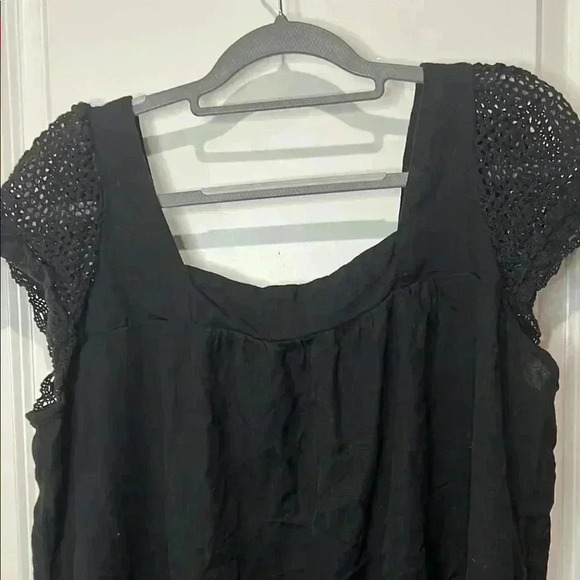 Old Navy Black Sheath Dress with Ruffled Cap Sleeve - Picture 4 of 6